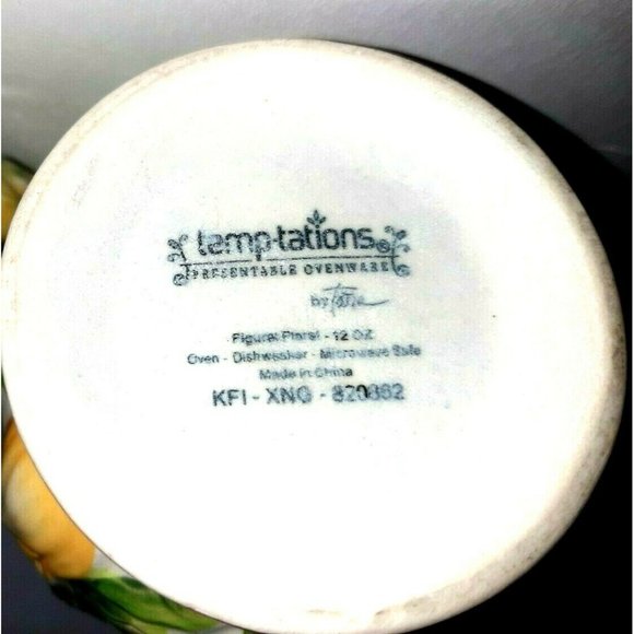 Set of 2 Floral Temptations 12 oz Coffee Tea Mugs Vintage Embossed Tulip Daisies - Picture 7 of 9